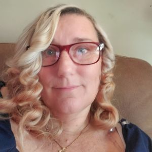 Meet your Posher, Sandi